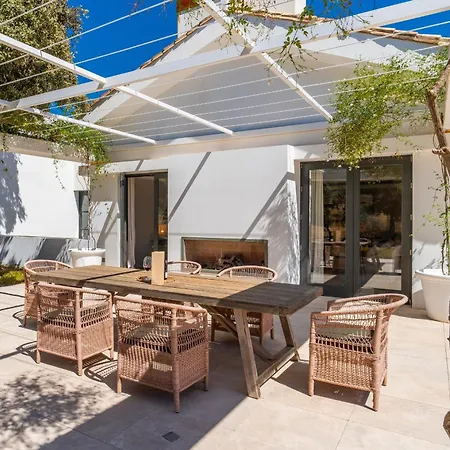 Cubo's La Caldera Villa